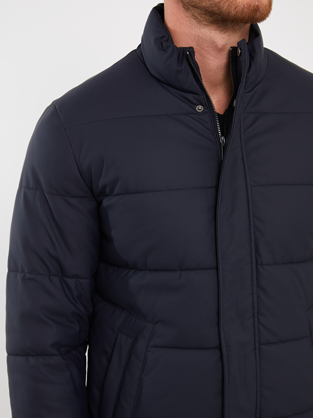 Standard Mold Stand Collar Men Puffer Coat