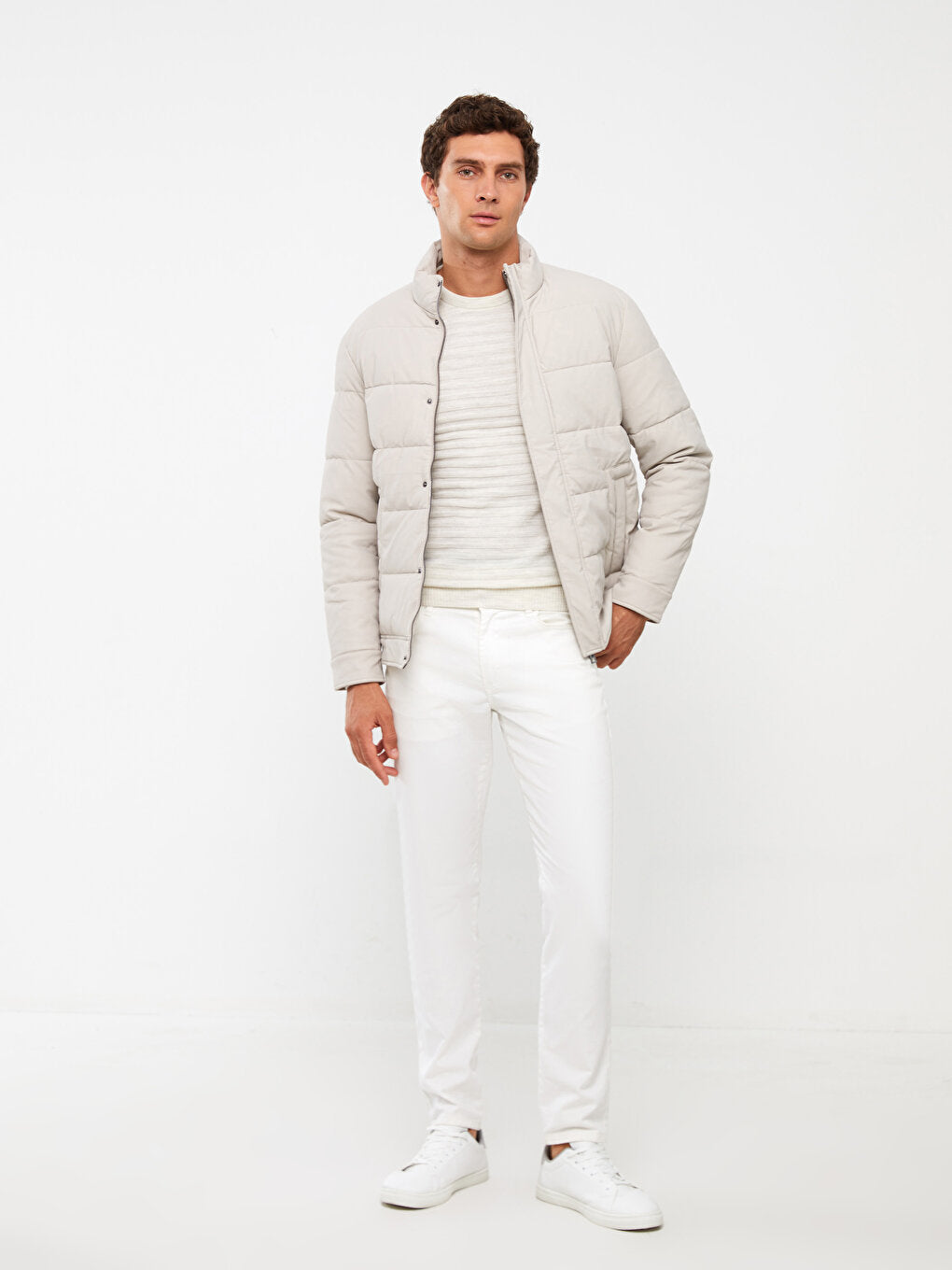 Standard Mold Stand Collar Men Puffer Coat