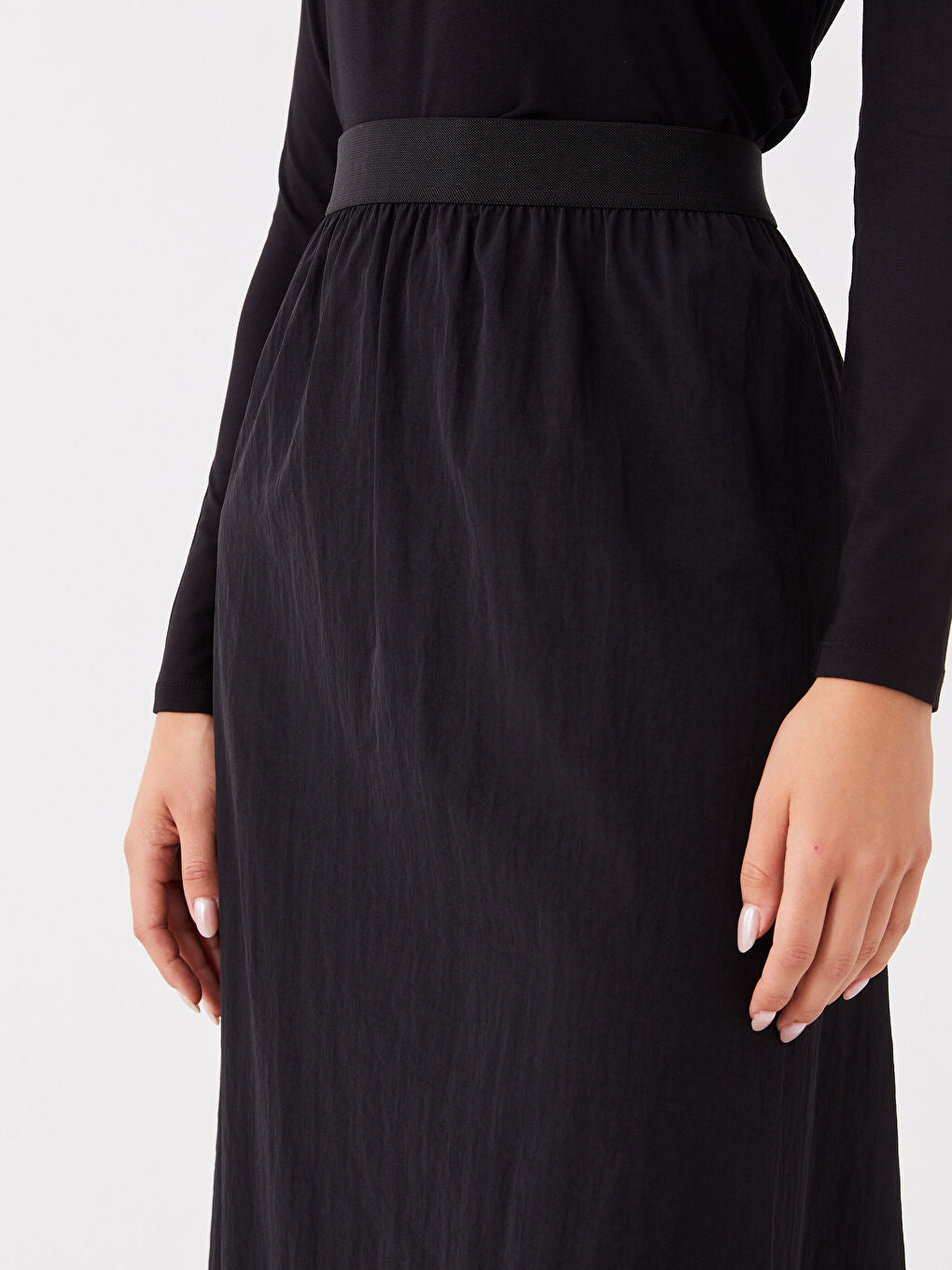 Comfortable Fit Women Skirt With Elastic Waist