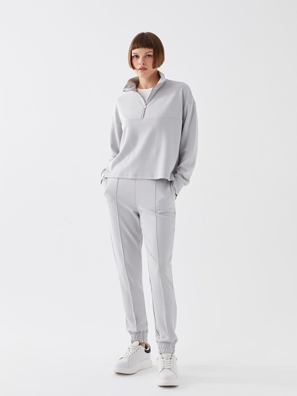 Women Elastic Waist Plain Jogger Sweatpants