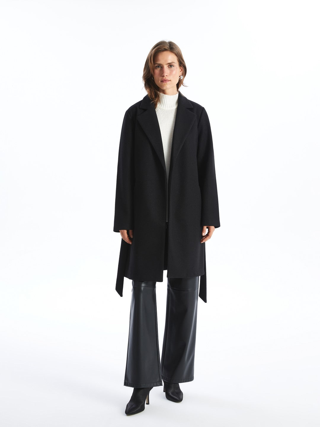 LCWAIKIKI Classic

New Black Jacket Collar Women's Cashmere Coat