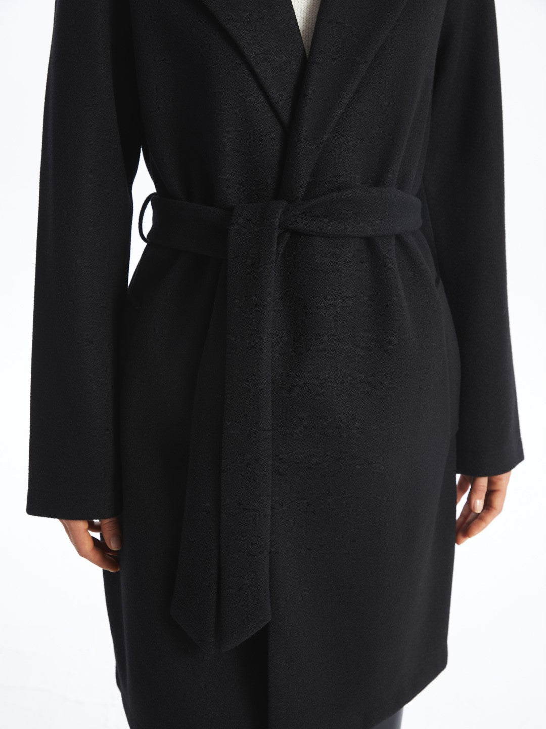 LCWAIKIKI Classic

New Black Jacket Collar Women's Cashmere Coat