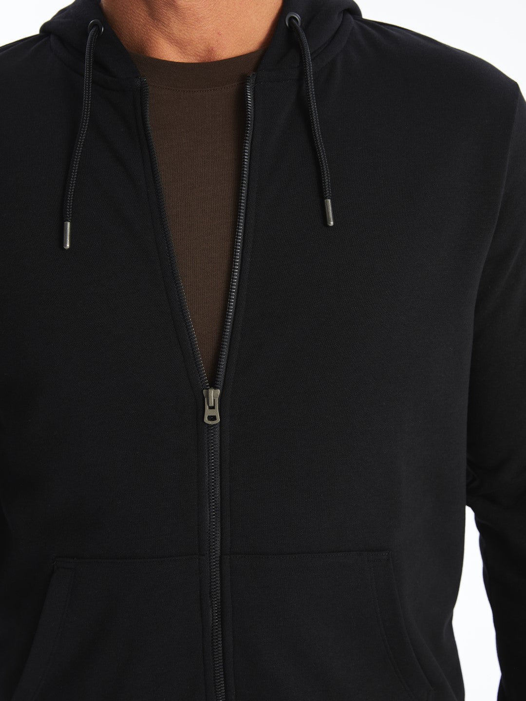 LCWAIKIKI Classic

New Black Hooded Long Sleeve Men's Zipper Sweatshirt