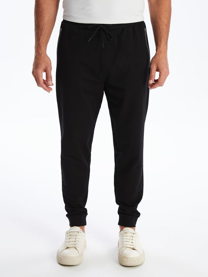 LCWAIKIKI Classic

New Black Standard Fit Men's Jogger Sweatpants