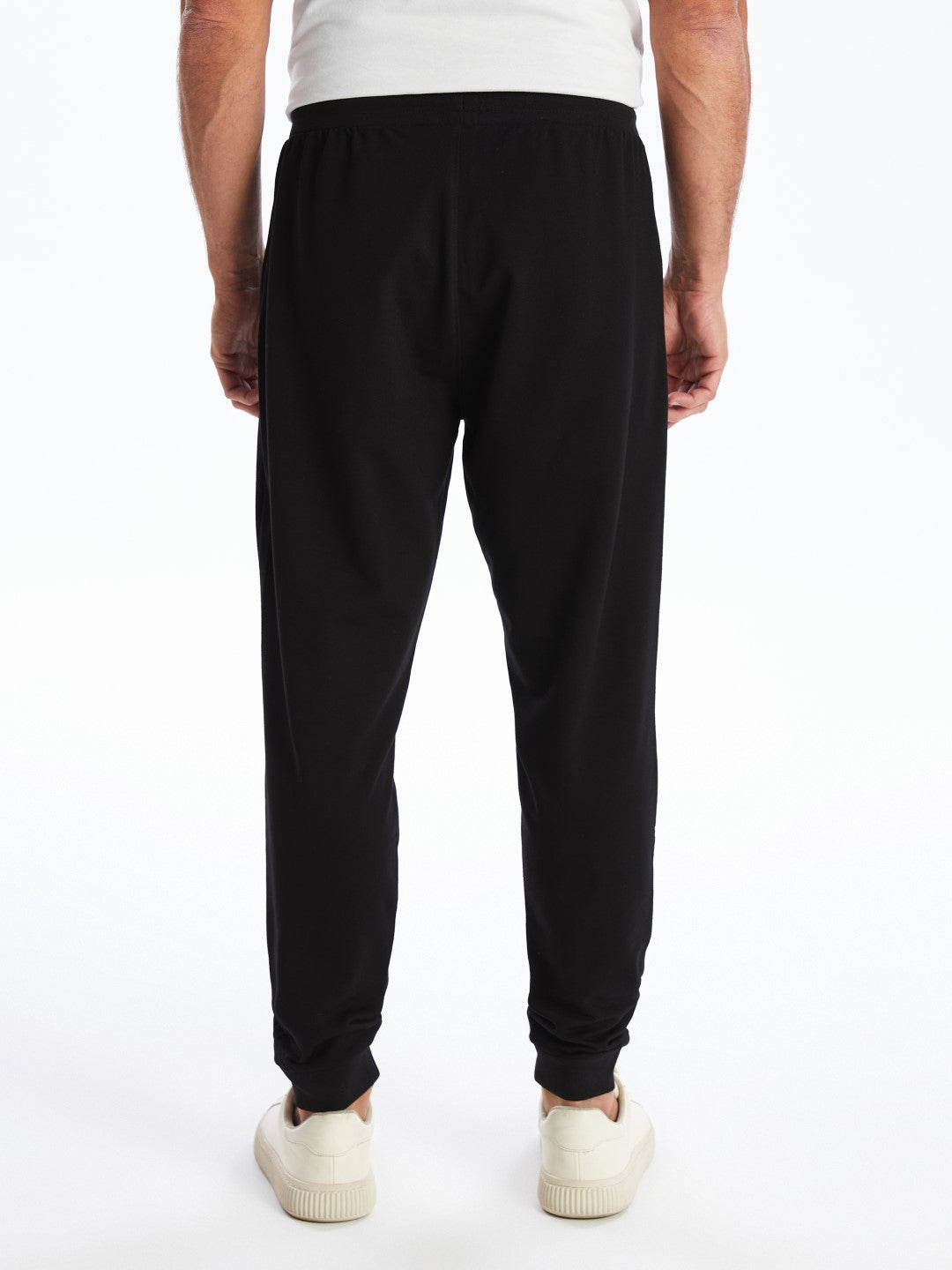 LCWAIKIKI Classic

New Black Standard Fit Men's Jogger Sweatpants