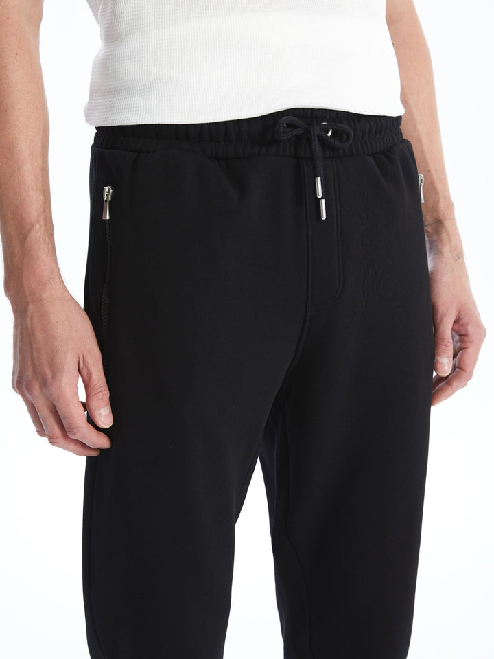 LCWAIKIKI Classic

New Black Standard Fit Men's Jogger Sweatpants