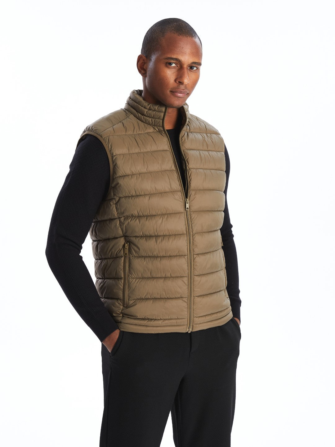 LCW Vision

New Black Standard Pattern Stand Collar Men's Puffer Vest