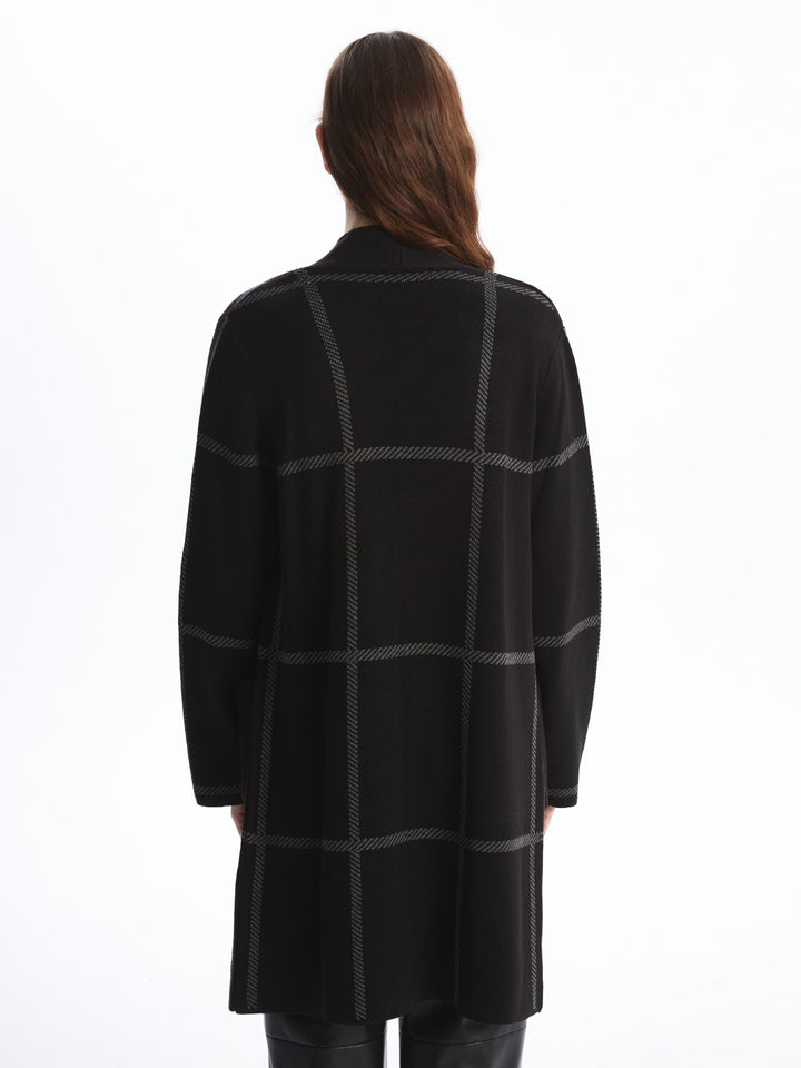 LCWAIKIKI Classic

New Black Shawl Collar Plaid Long Sleeve Women's Knitwear Cardigan