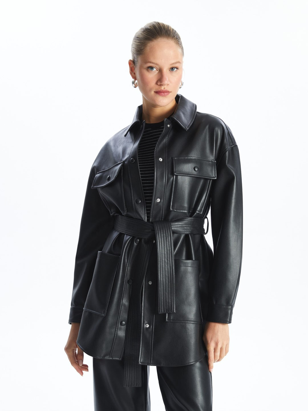 LCW Modest

Black Plain Oversize Women's Leather Look Coat