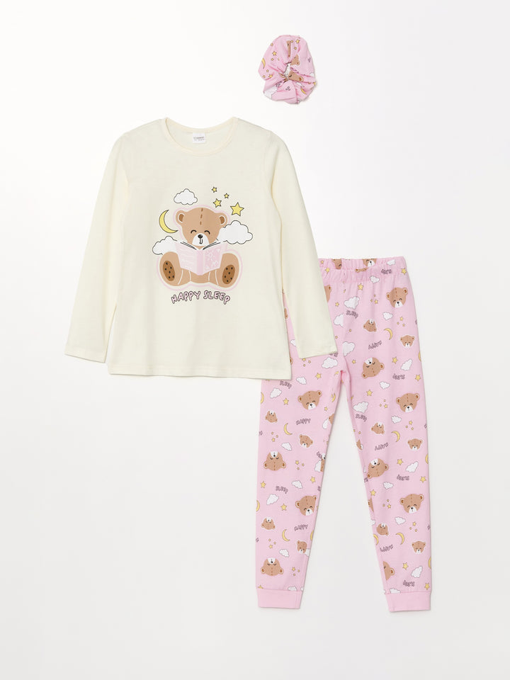 Lcw Kids Ecru Crew Neck Printed Long Sleeve Girls Pajama Set And Buckle