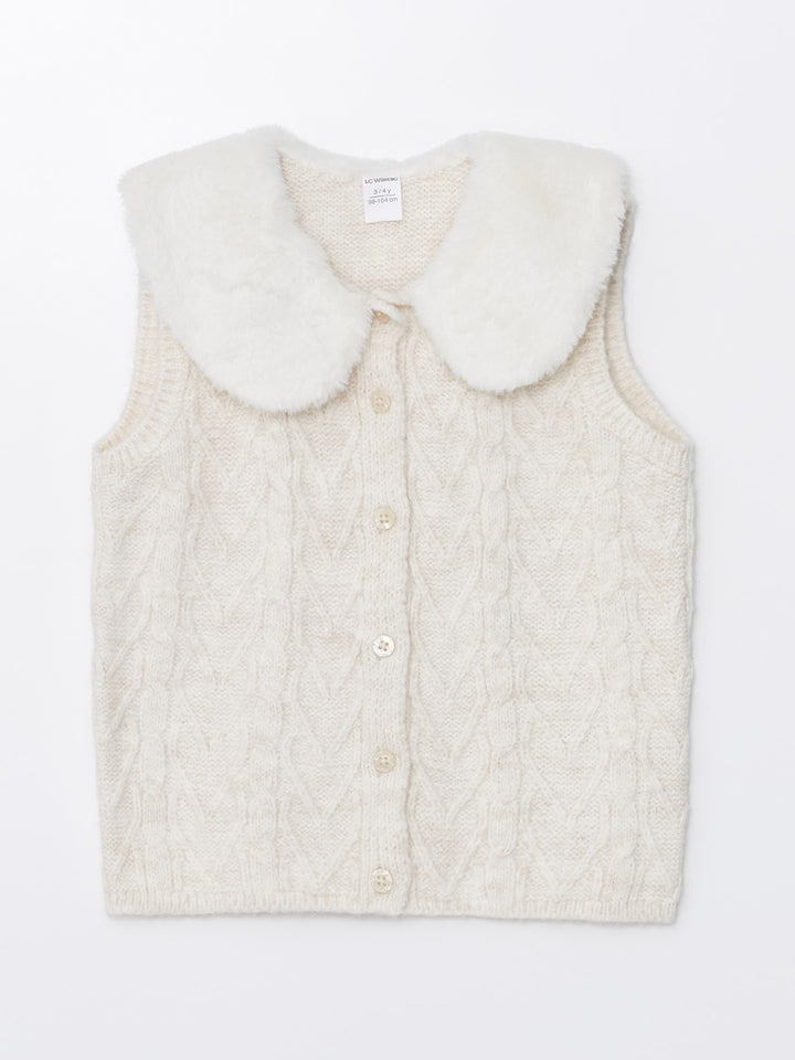 LCW baby

Cream Color Baby Collar Patterned Girl Baby Vest