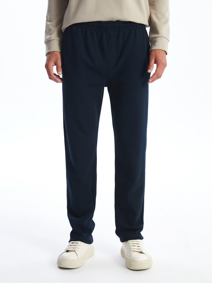 LCWAIKIKI Classic

New Black Standard Fit Men's Sweatpants