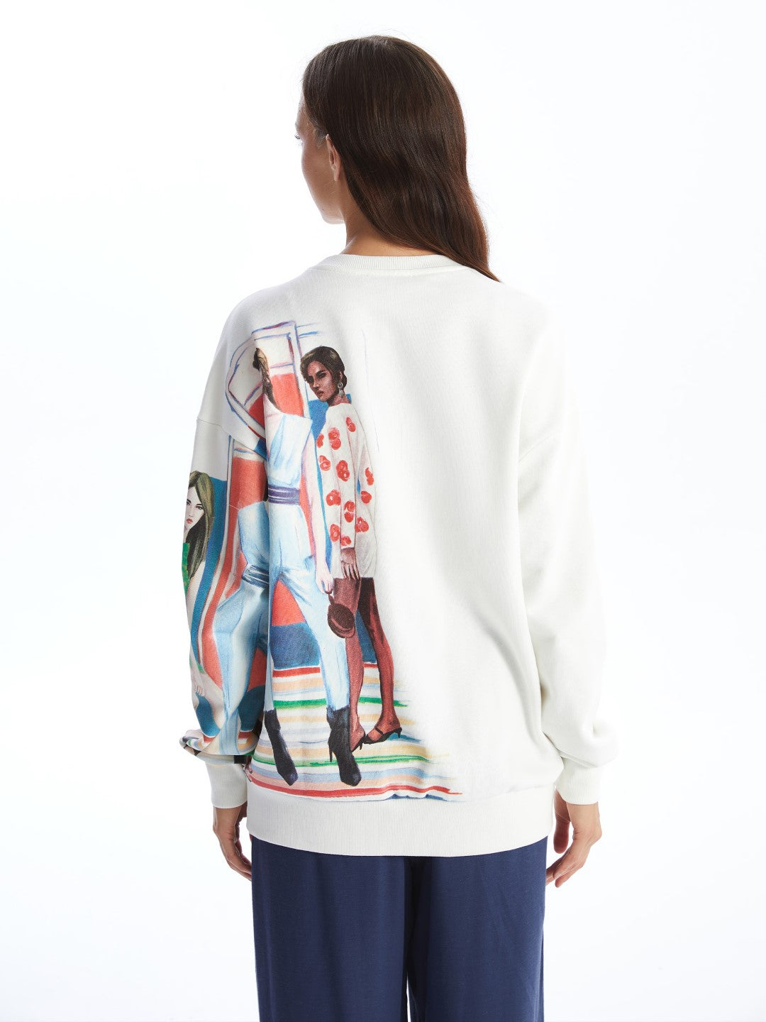 LCW Vision

Ecru Crew Neck Printed Oversize Women's Sweatshirt