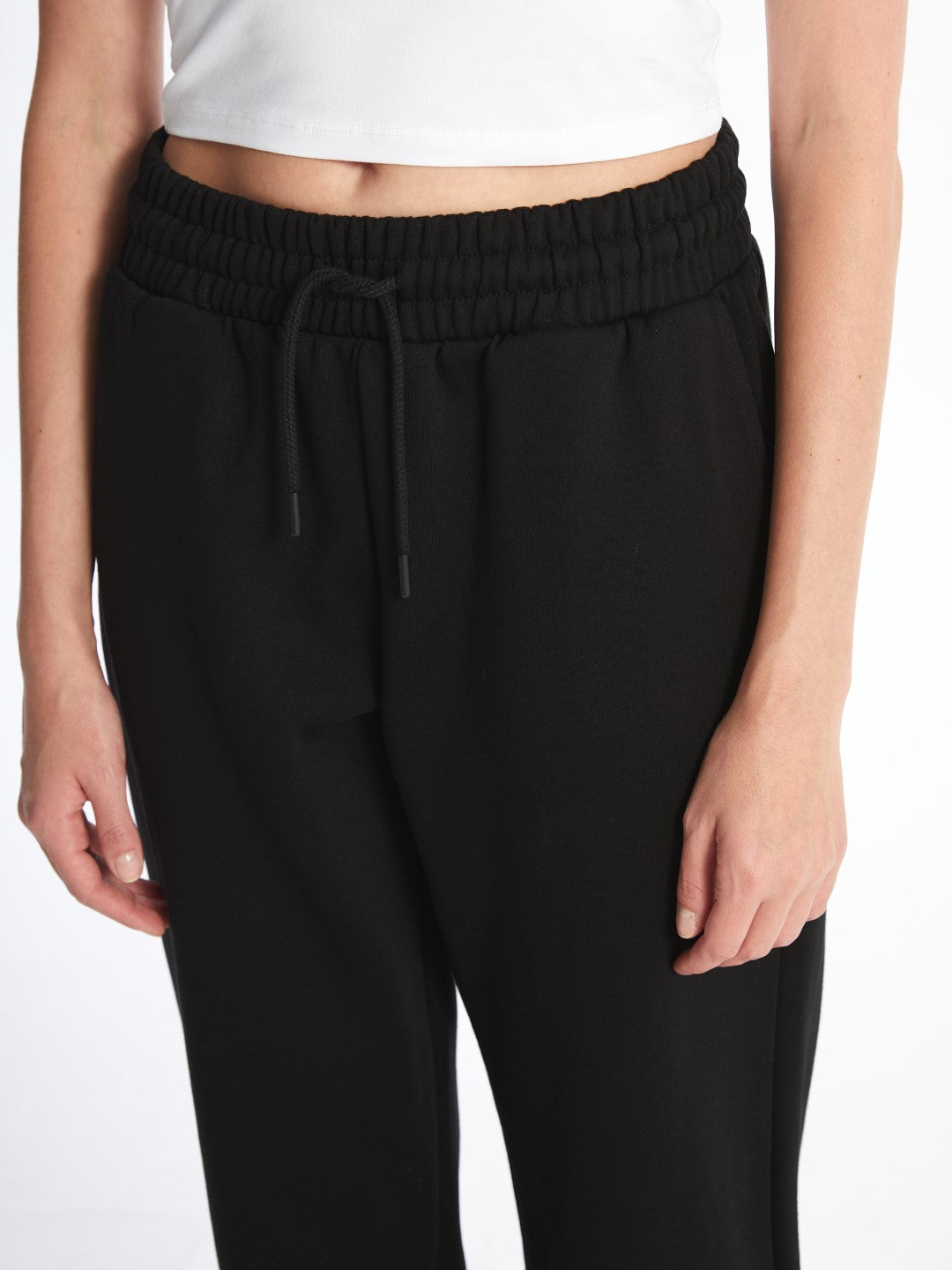 XSIDE

New Black Women's Elastic Waist Plain Jogger Sweatpants