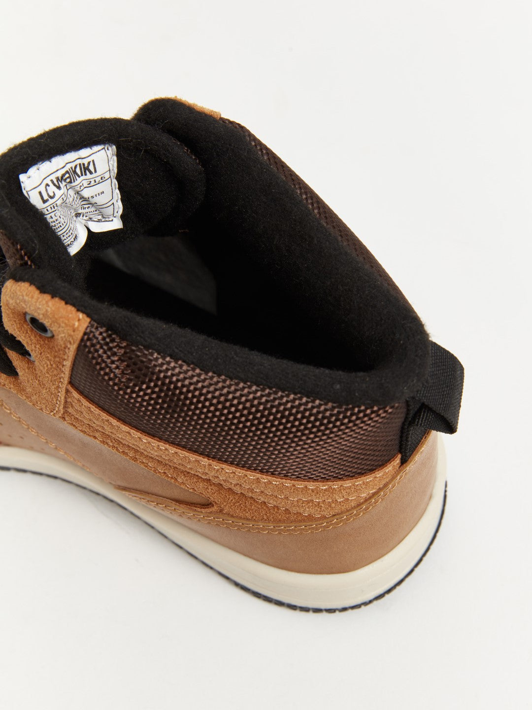 LCW STEPS

Black Boy's Ankle Sneakers