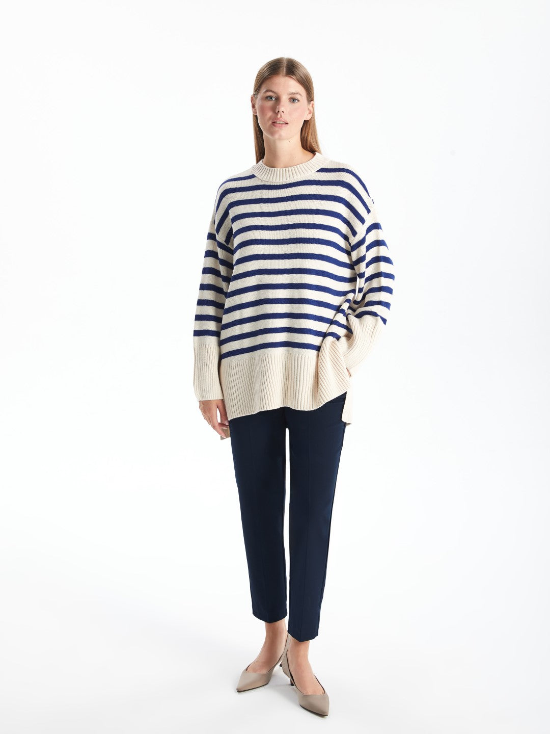 LCWAIKIKI Classic

Ecru Striped Crew Neck Striped Oversize Women's Knitwear Sweater