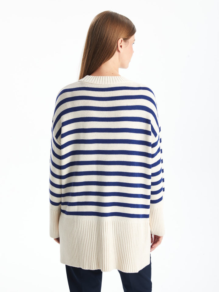 LCWAIKIKI Classic

Ecru Striped Crew Neck Striped Oversize Women's Knitwear Sweater