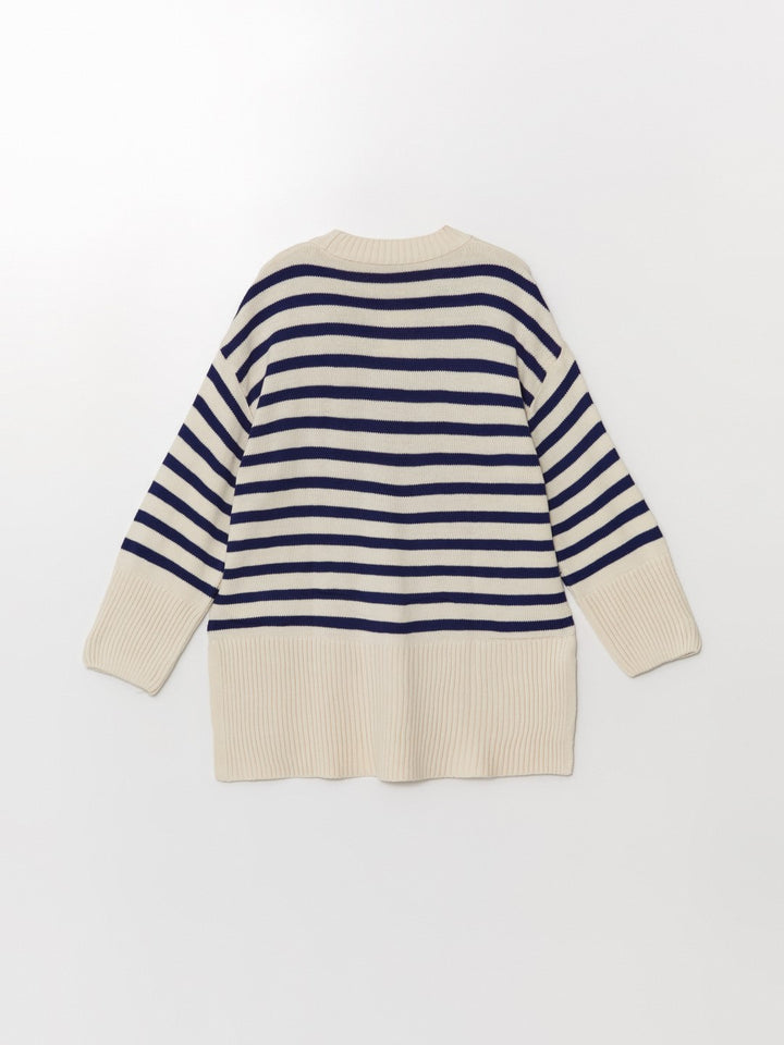 LCWAIKIKI Classic

Ecru Striped Crew Neck Striped Oversize Women's Knitwear Sweater