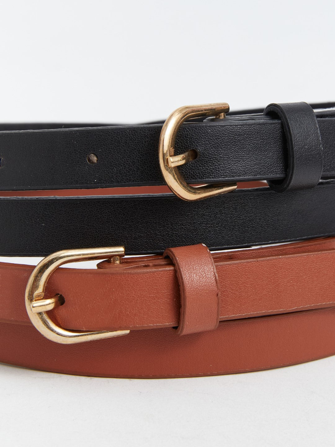 LCW ECO

Black Leather Look Women's Belt 2-Pack