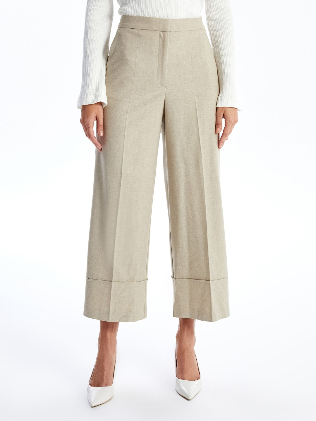 LCW Modest

Beige Melange Standard Fit Wide Leg Women's Trousers