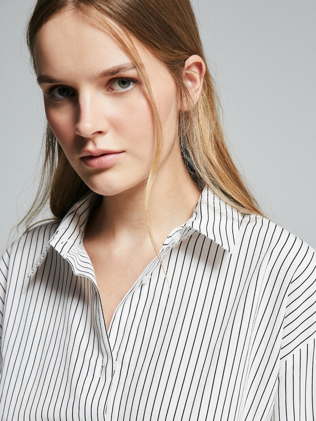 LCW Vision

Black Striped Striped Oversize Women's Shirt