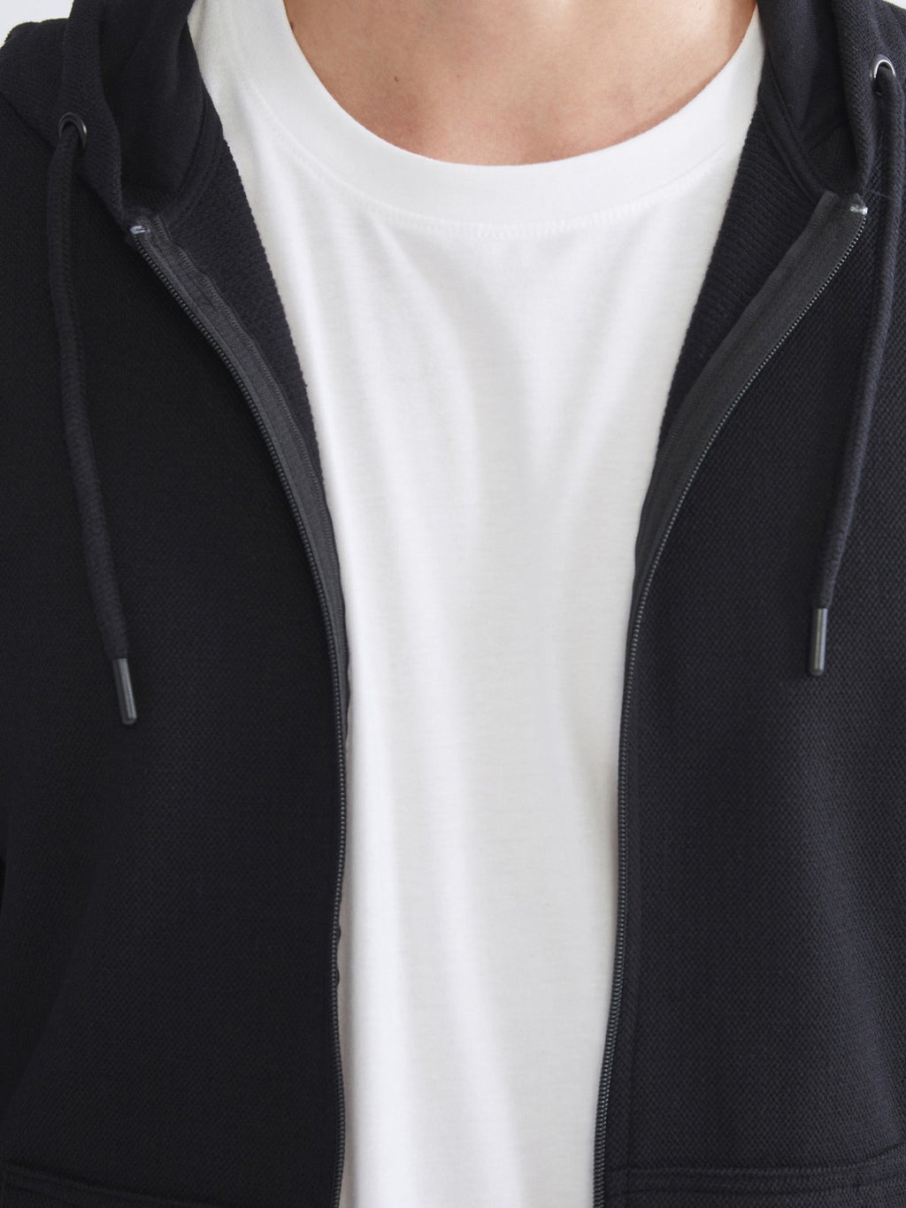 Xside Black Hooded Long Sleeve Men Zippered Sweatshirt