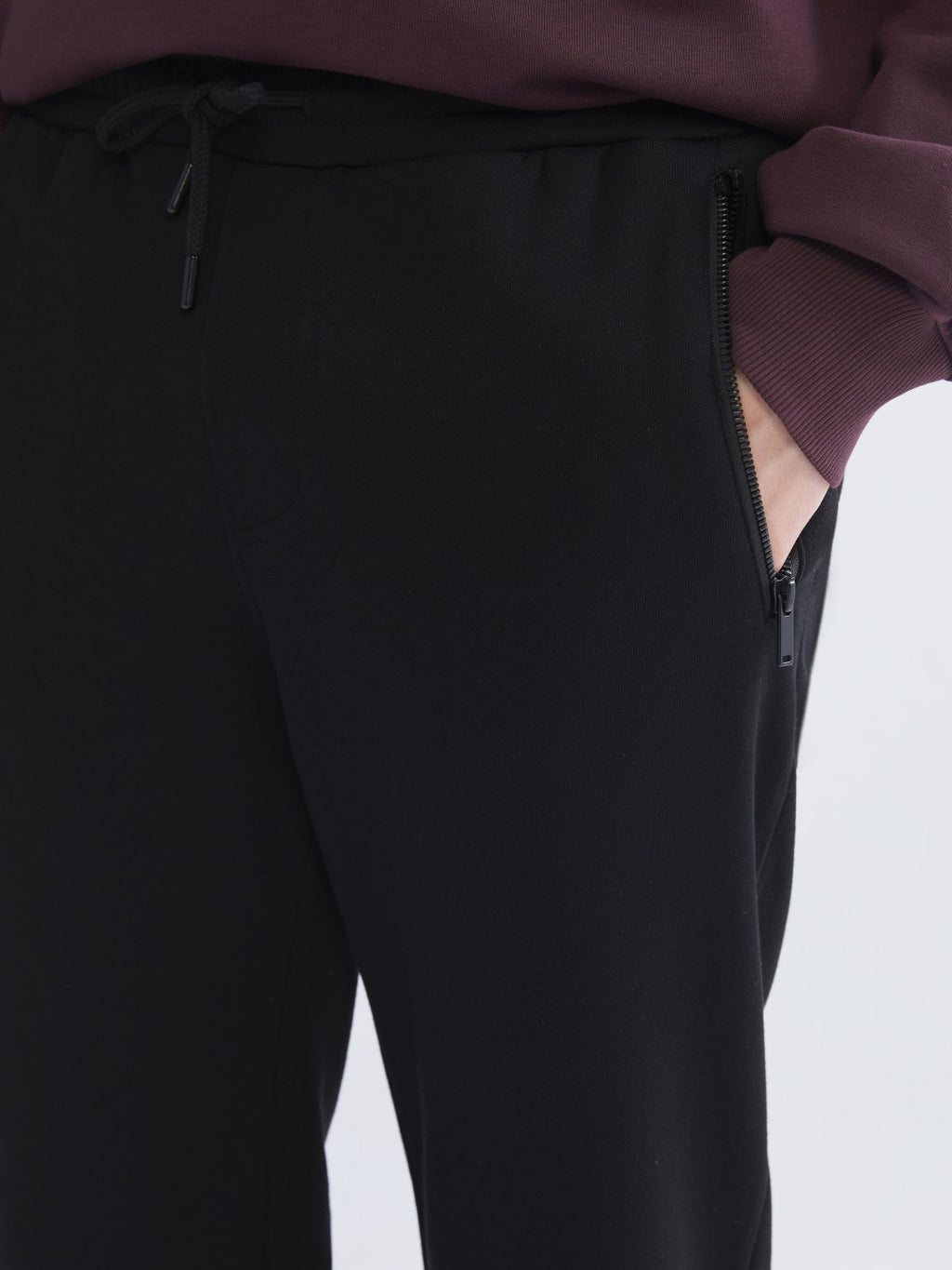 Xside Black Slim Fit Men Thick Jogger Sweatpants