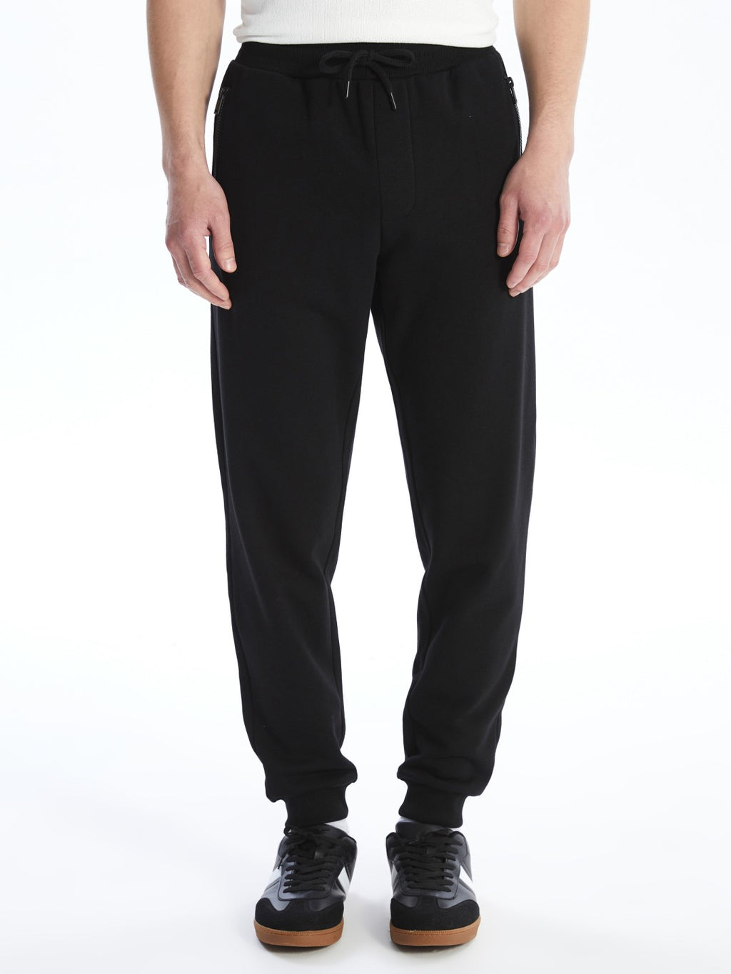 Xside Black Slim Fit Men Thick Jogger Sweatpants
