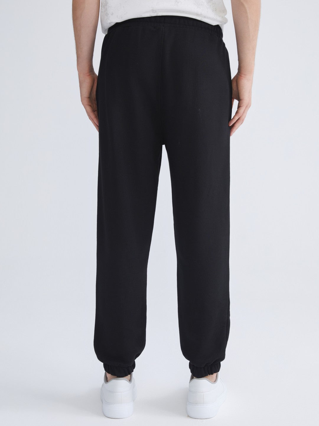 Xside Black Relaxed Fit Men Jogger Sweatpants