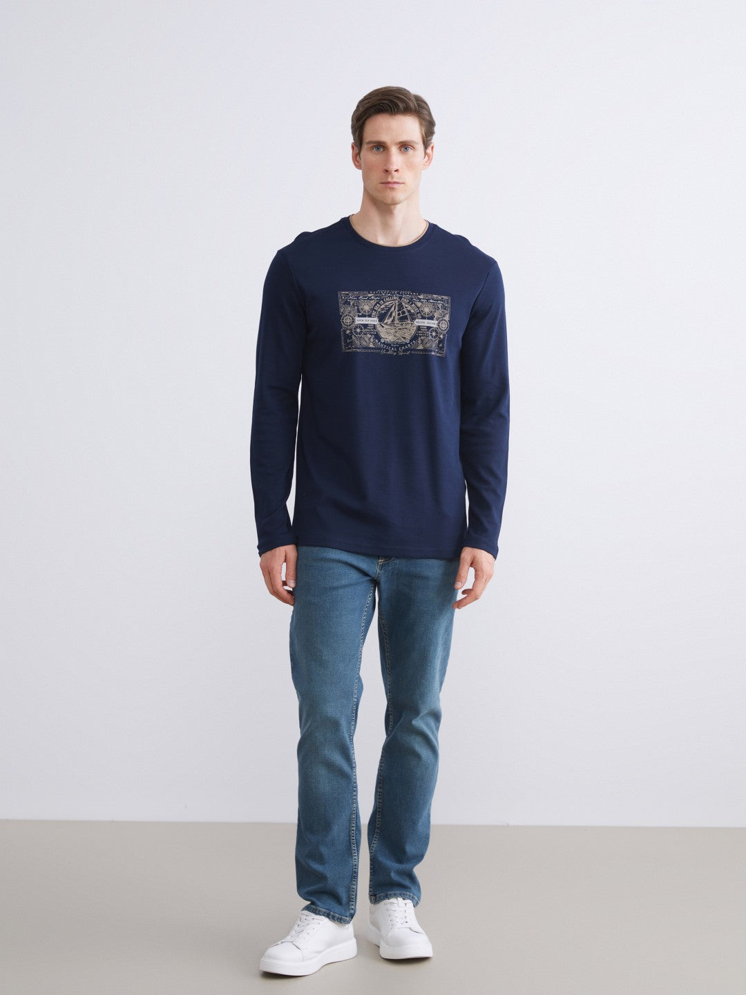 LCW Classic Navy Blue Crew Neck Long Sleeve Printed Men Sweatshirt