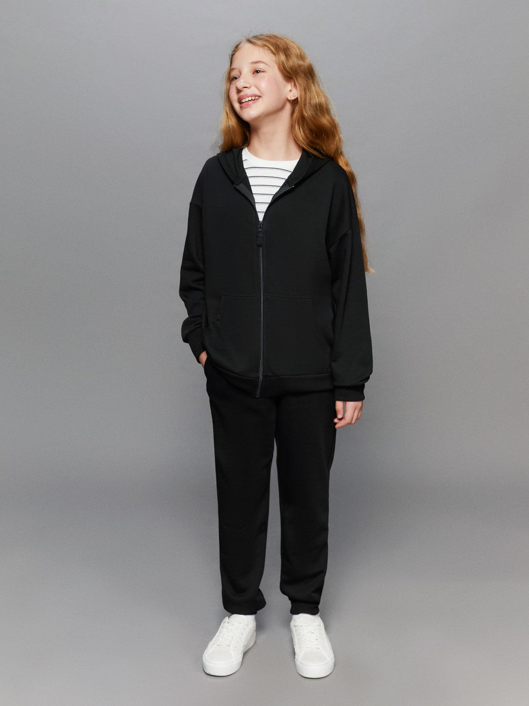 LCW Kids Black Elastic Waist Girls Thick Jogger Sweatpants