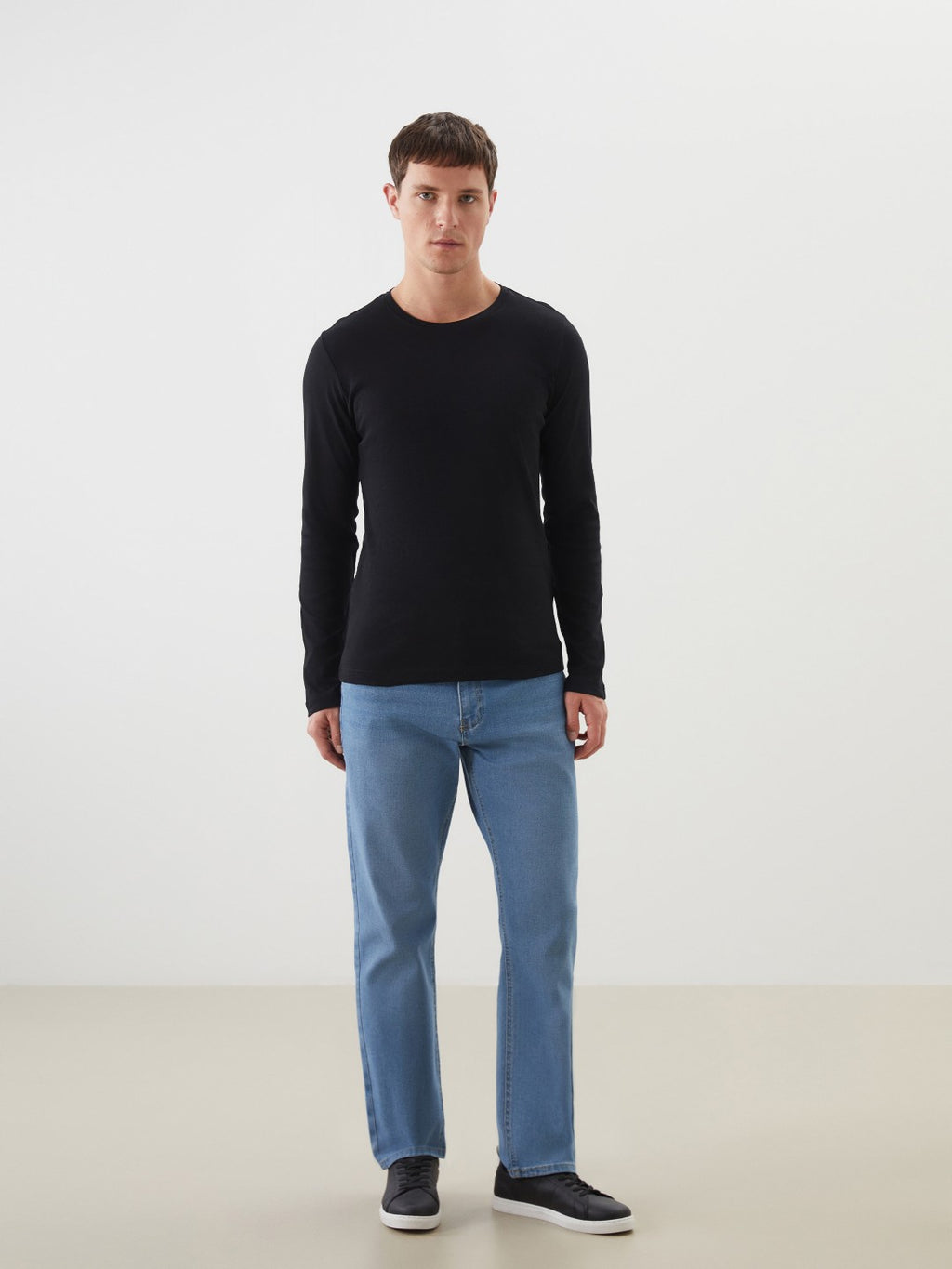 LCW Classic Black Crew Neck Basic Long Sleeve Men T-Shirt