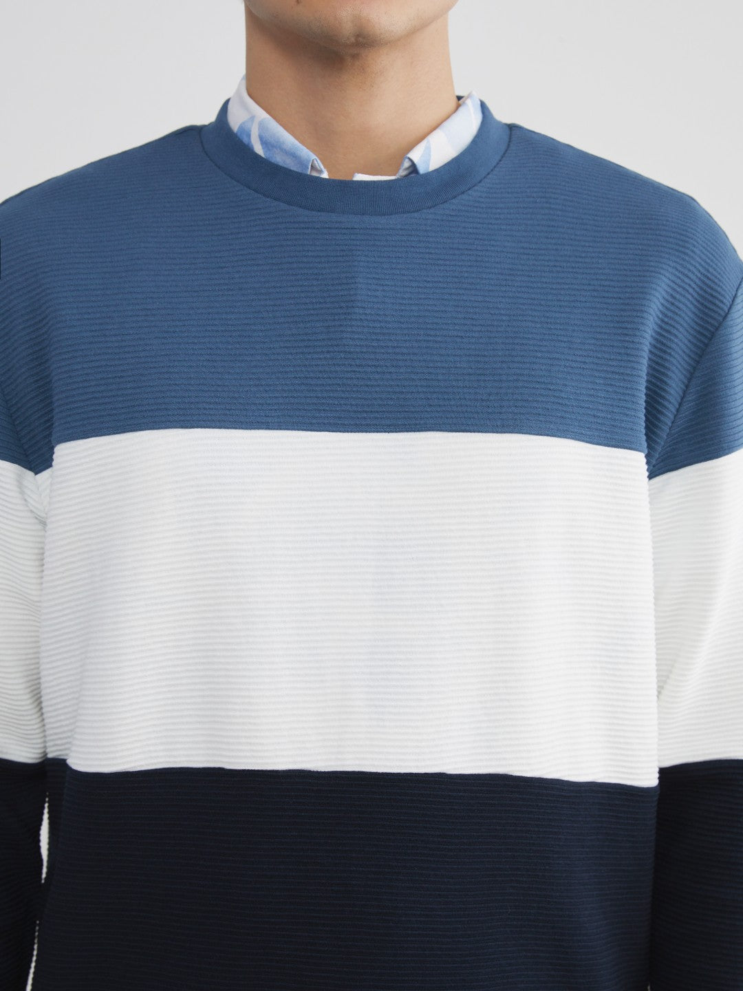 LCW Vision Crew Neck Color Block Men Sweatshirt