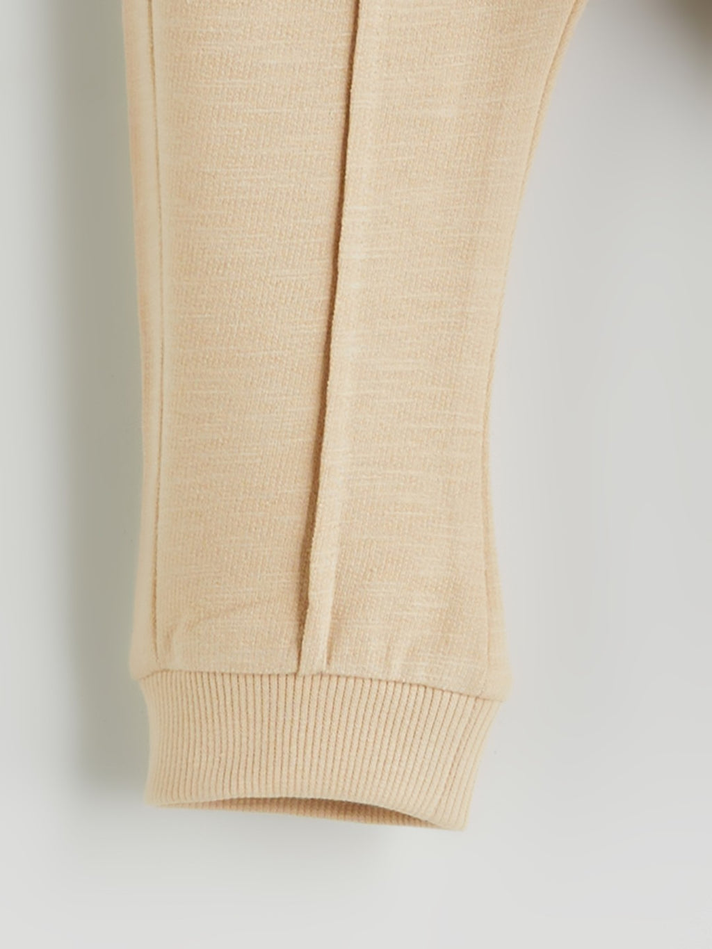 LCW Baby Ecru Printed Baby Boy Sweatshirt And Tracksuit Bottom 2-Pack