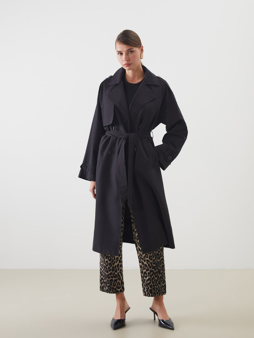 LCW Vision Black Jacket Collar Women Trench Coat