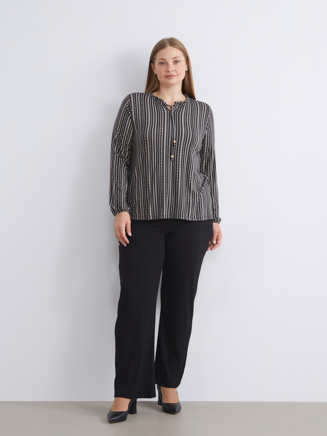 LCW Classic Elastic Waist Textured Women Sweatpants