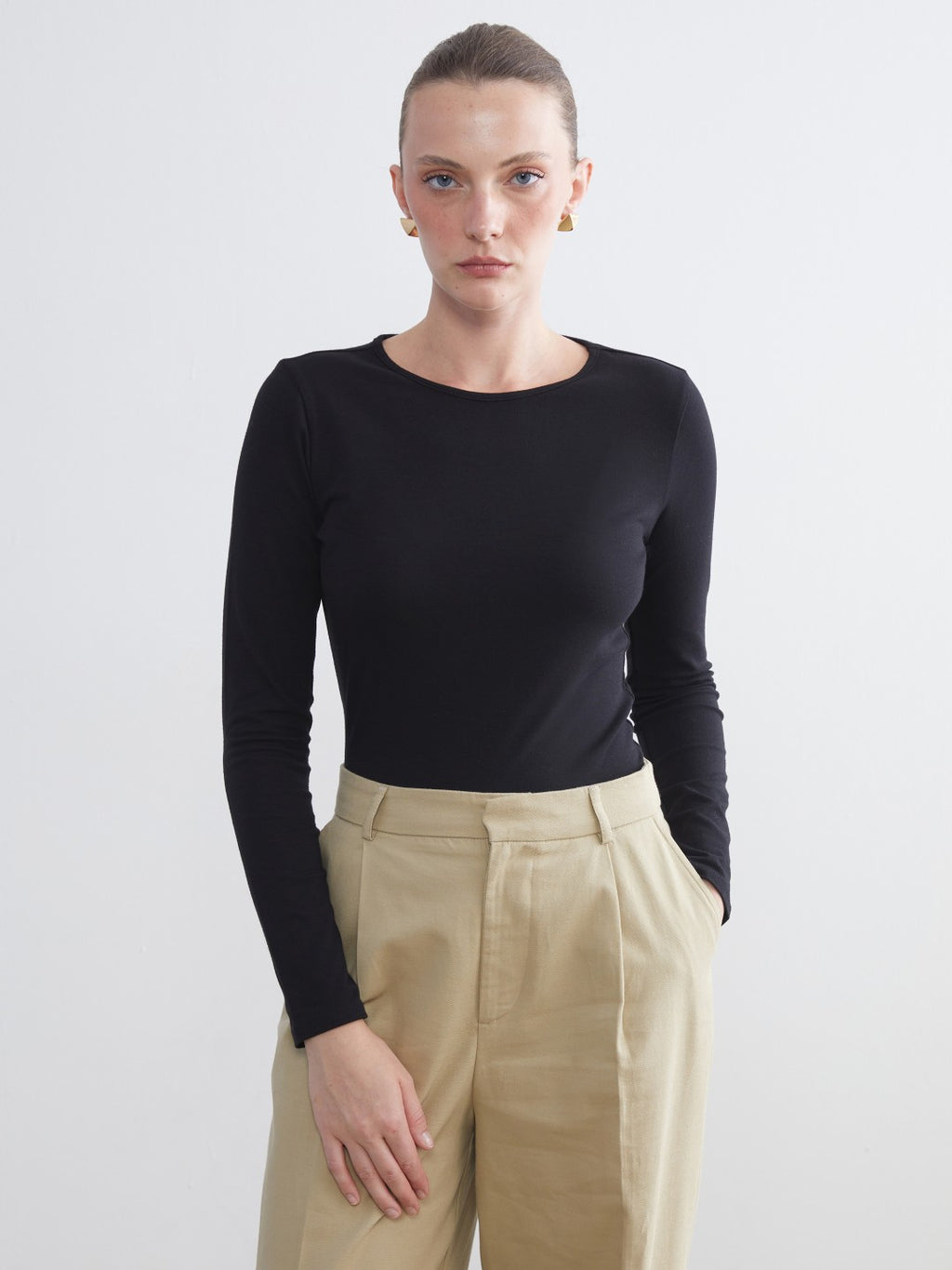 LCW Classic Black Crew Neck Women Bodysuit