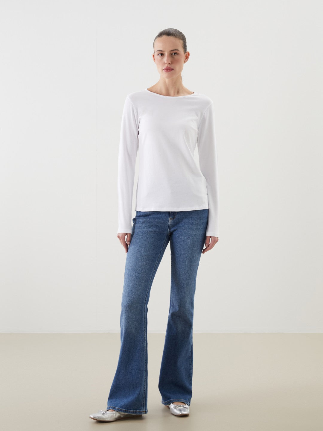 LCW Classic Black Crew Neck Women Bodysuit