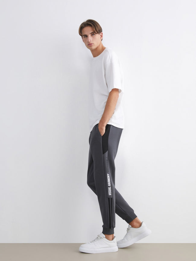 Xside Standard Fit Men Jogger Sweatpants Hover Image
