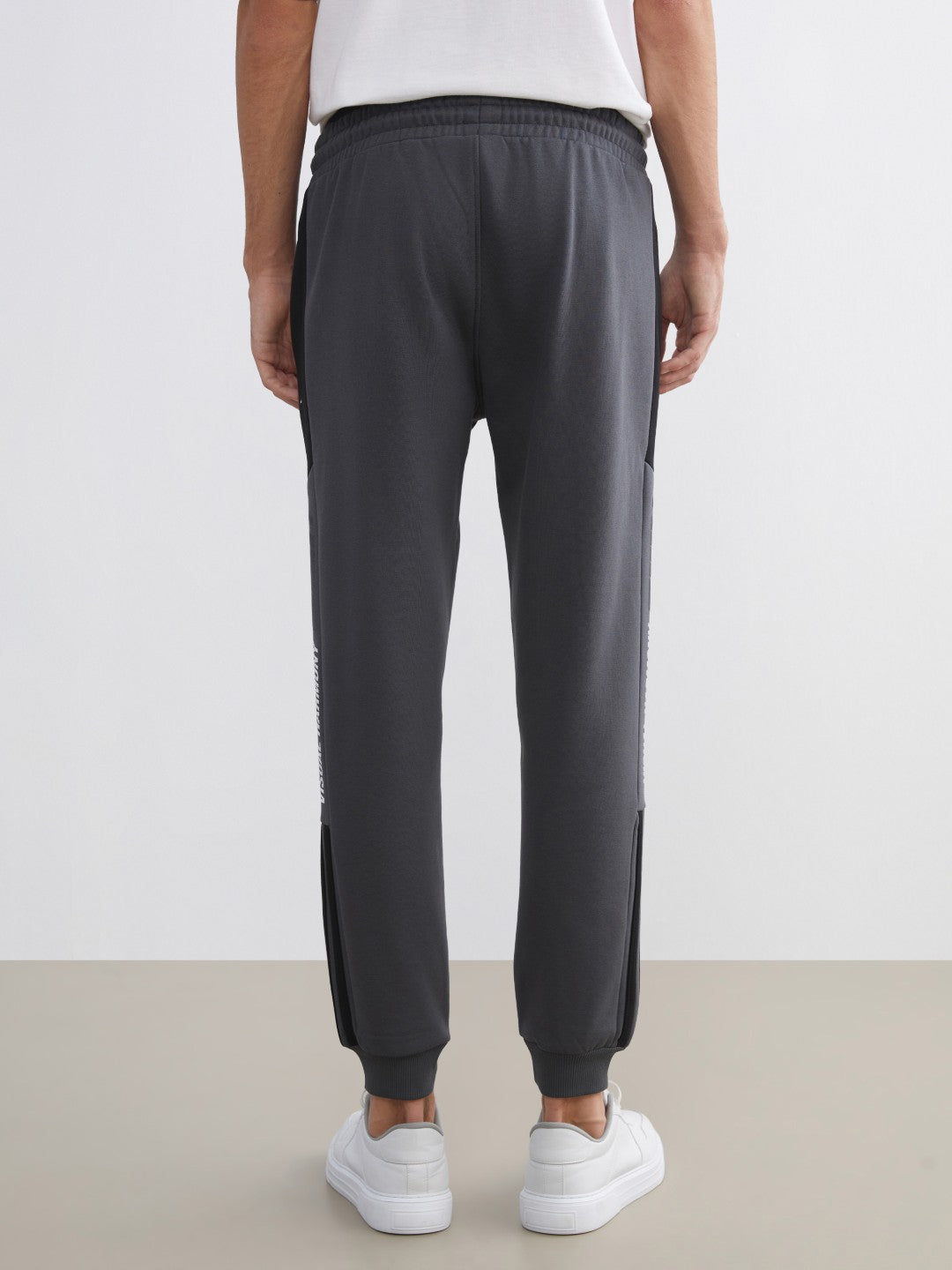 Xside Standard Fit Men Jogger Sweatpants