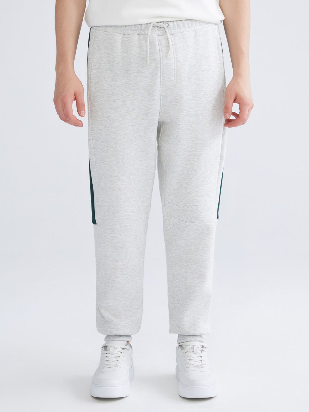 Xside Gray Standard Fit Men Jogger Sweatpants