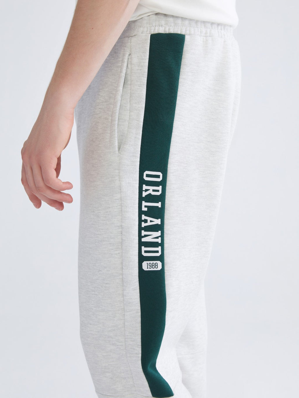 Xside Gray Standard Fit Men Jogger Sweatpants