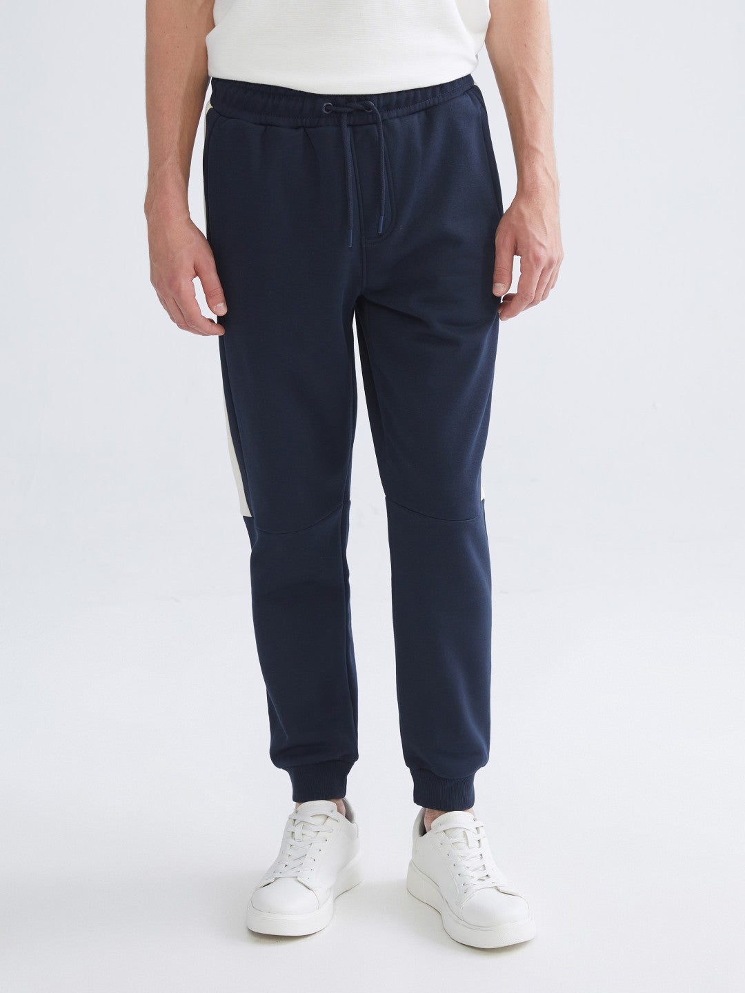 Xside Gray Standard Fit Men Jogger Sweatpants
