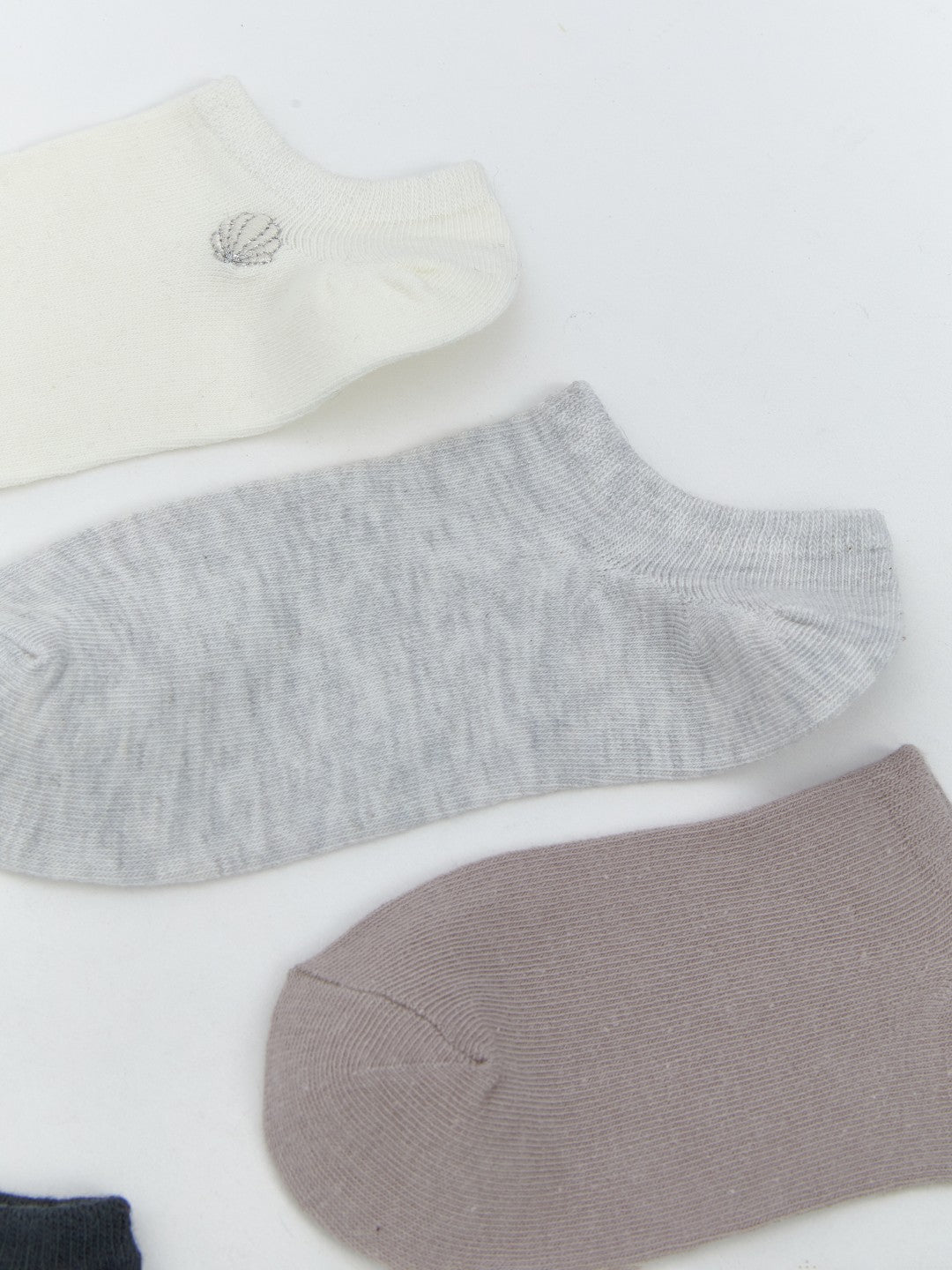 LCW Dream Women Plain Sneaker Socks 5-Pack