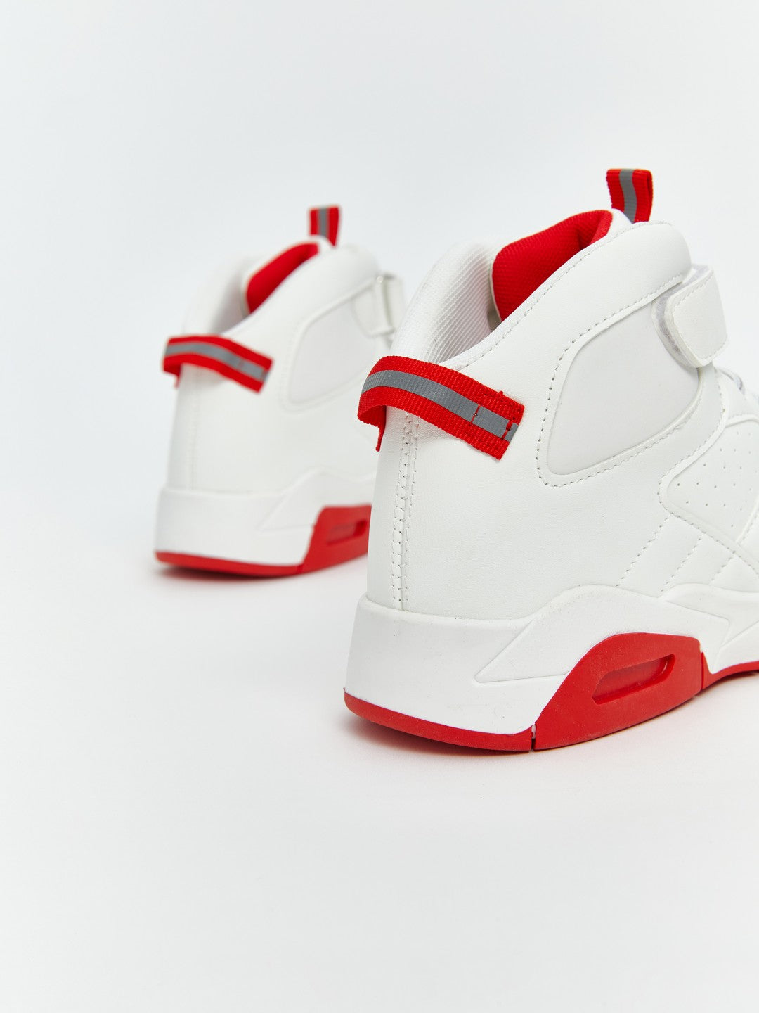 LCW Steps White Lace And Velcro Boys Sports Shoes