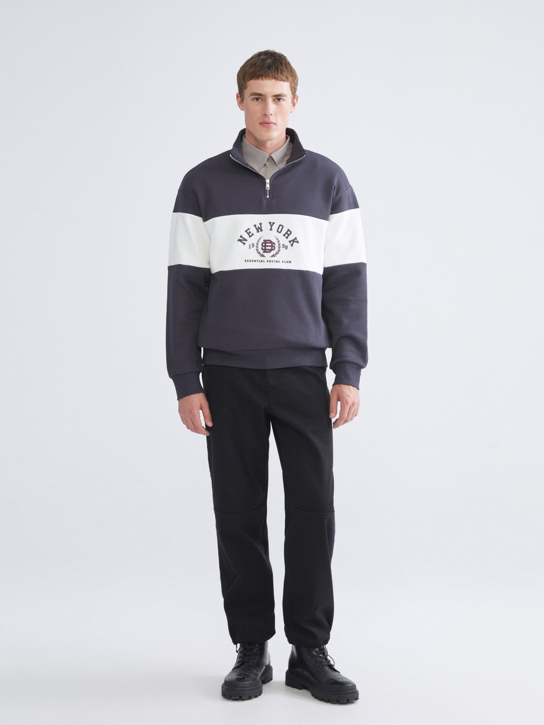 Xside Funnel Neck Printed Men Sweatshirt