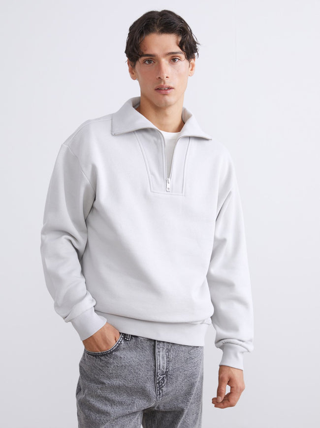 Xside Zippered Funnel Neck Men Thick Sweatshirt Hover Image