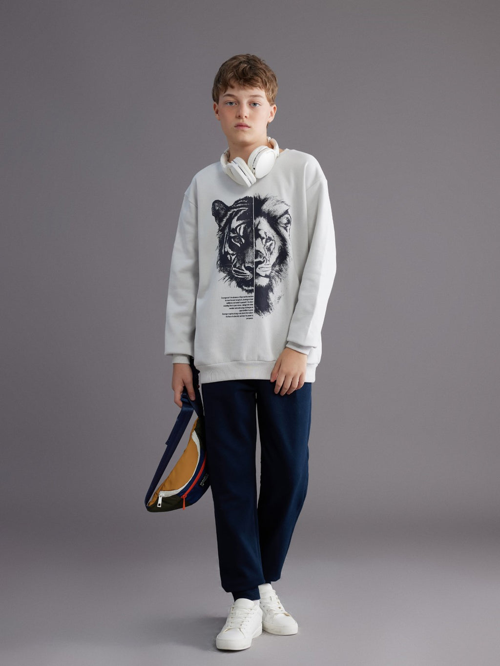 LCW Kids Crew Neck Boys Tracksuit Set