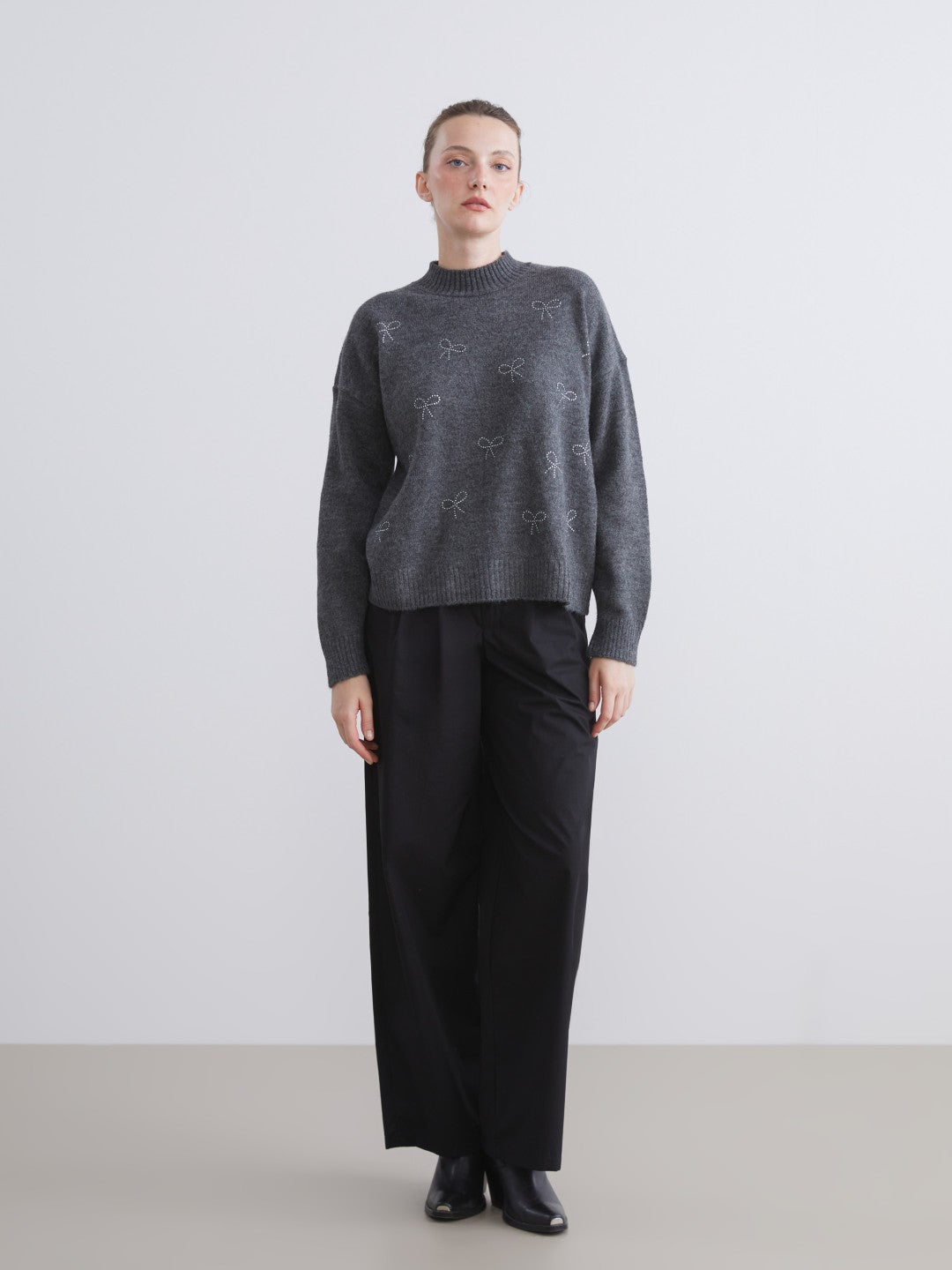 LCW Comfort Anthracite Crew Neck Embroidered Women Knitwear Sweater