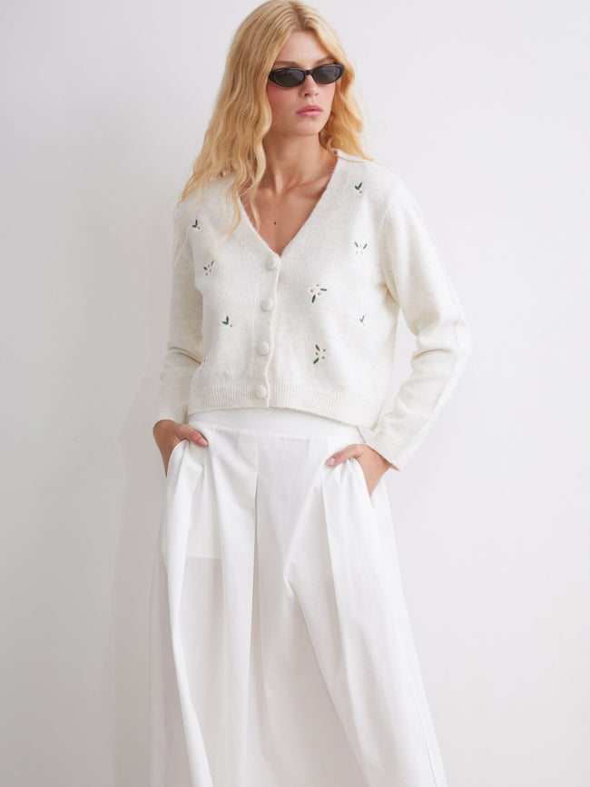 Xside Ecru V-Neck Floral Embroidered Women Knitwear Cardigan Hover Image